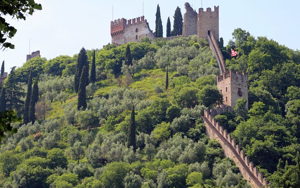 Castello Superiore