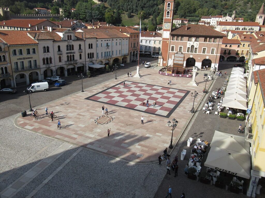 Piazza degli Scacchi