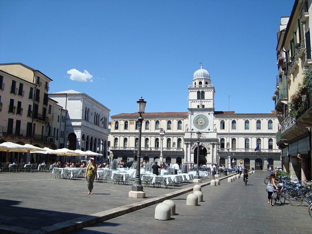 Piazza dei Signori